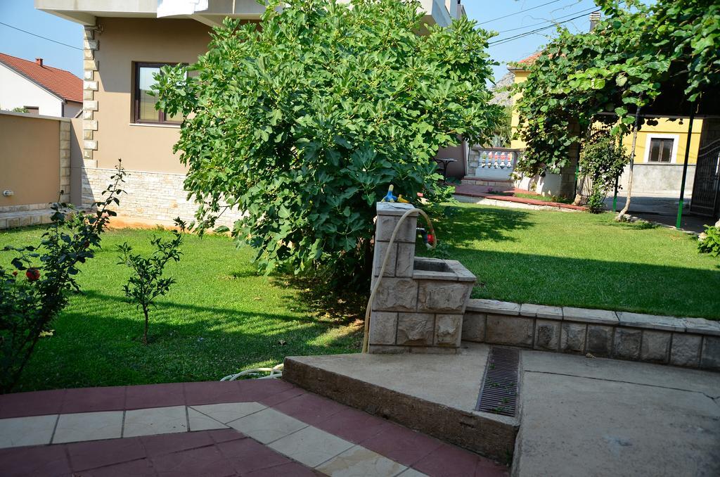 טרביניה Apartments Leo חדר תמונה